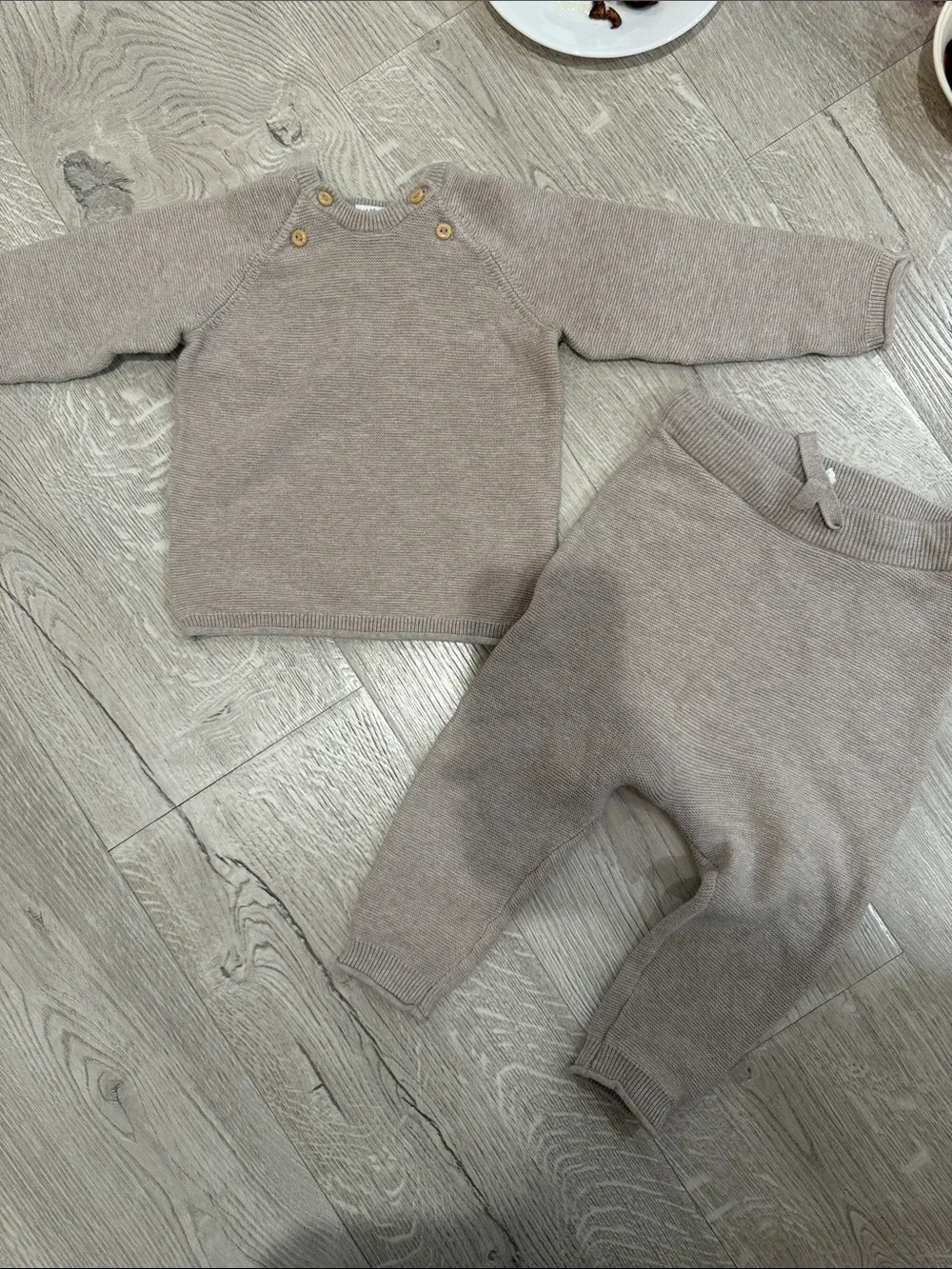H&M Baby Neutral Taupe Baby Knit Sweater & Pants Set
